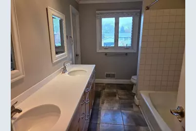 6255 Zealand Avenue N, Brooklyn Park, MN 55428 - Photo 11