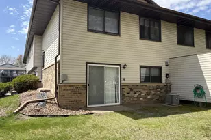 653 E 143rd St, Burnsville, MN 55337 - Photo 17