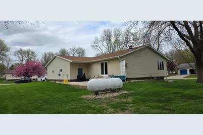 307 Marion Street, Milroy, MN 56263 - Photo 23