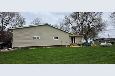 307 Marion Street, Milroy, MN 56263 - Photo 25
