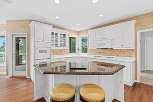 6105 Wood Hill Ln, Independence, MN 55359 - Photo 7