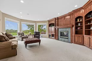 6105 Wood Hill Ln, Independence, MN 55359 - Photo 3