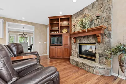 6105 Wood Hill Lane, Independence, MN 55359 - Photo 13