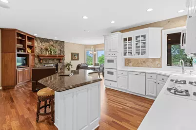 6105 Wood Hill Lane, Independence, MN 55359 - Photo 9