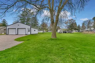 271 4th St, Holdingford, MN 56340 - Photo 7