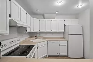 2220 Ridge Dr, Saint Louis Park, MN 55416 - Photo 11