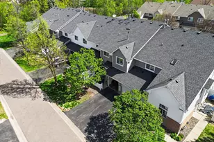 17900 Cobblestone Way, Eden Prairie, MN 55347 - Photo 23
