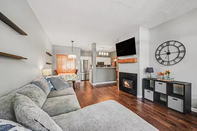 17900 Cobblestone Way, Eden Prairie, MN 55347 - Photo 3