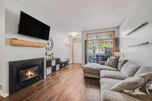 17900 Cobblestone Way, Eden Prairie, MN 55347 - Photo 5
