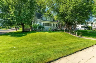 228 E Vernon Ave, Fergus Falls, MN 56537 - Photo 1