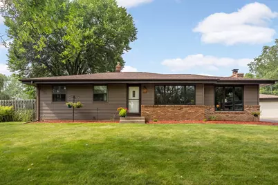 2317 Emerald Drive, White Bear Lake, MN 55110 - Photo 35