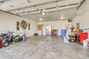 4902 35th Ave S, Fargo, ND 58104 - Photo 39