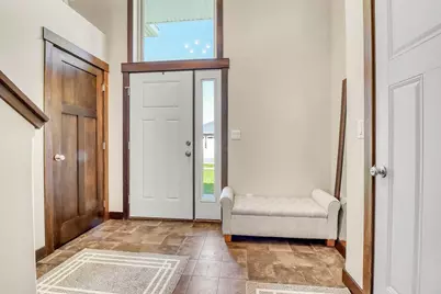 4902 35th Avenue S, Fargo, ND 58104 - Photo 3