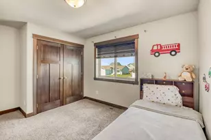 4902 35th Ave S, Fargo, ND 58104 - Photo 23