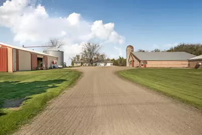 79275 County Road 16, Hector, MN 55342 - Photo 9