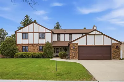 171 N Woodcrest Drive N, Fargo, ND 58102 - Photo 1