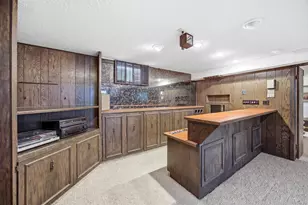 171 N Woodcrest Dr N, Fargo, ND 58102 - Photo 29