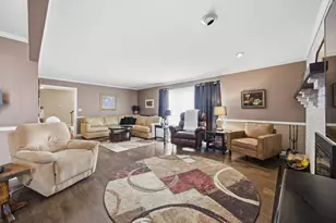 171 N Woodcrest Dr N, Fargo, ND 58102 - Photo 17