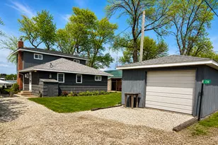 156 Dewey St, Welcome, MN 56181 - Photo 3