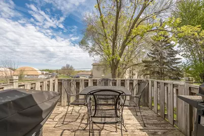 1031 Eastview Circle, Shakopee, MN 55379 - Photo 15