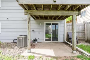 1031 Eastview Cir, Shakopee, MN 55379 - Photo 27