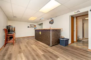 1031 Eastview Cir, Shakopee, MN 55379 - Photo 19