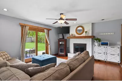 8380 Isle Avenue S, Cottage Grove, MN 55016 - Photo 5