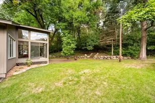 6015 Stoneybrook Dr, Minnetonka, MN 55345 - Photo 45