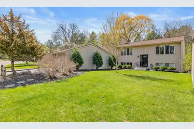 16135 15th Avenue N, Plymouth, MN 55447 - Photo 1