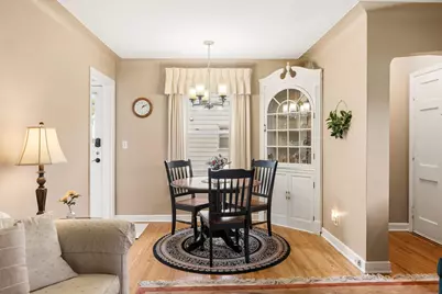 1050 County Road B2 W, Roseville, MN 55113 - Photo 5