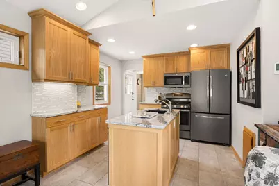 1050 County Road B2 W, Roseville, MN 55113 - Photo 7