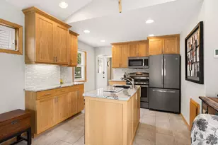 1050 County Road B2 W, Roseville, MN 55113 - Photo 7