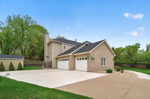 18339 Ridgewood Rd, Minnetonka, MN 55345 - Photo 65