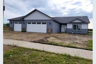 1381 Cullen Street, Saint Peter, MN 56082 - Photo 1