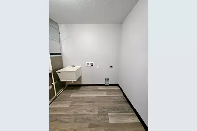 1381 Cullen Street, Saint Peter, MN 56082 - Photo 9