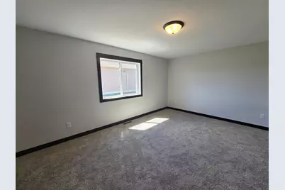 1381 Cullen Street, Saint Peter, MN 56082 - Photo 15