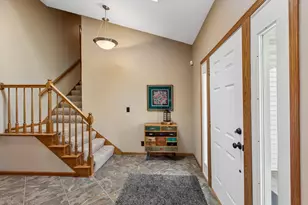 6325 Kalen Dr, Woodbury, MN 55129 - Photo 11