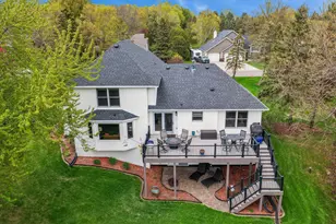 6325 Kalen Dr, Woodbury, MN 55129 - Photo 39