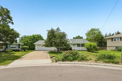 8328 Ewing Road, Bloomington, MN 55431 - Photo 5
