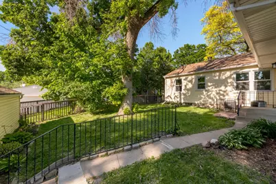 3435 Zenith Avenue N, Robbinsdale, MN 55422 - Photo 3