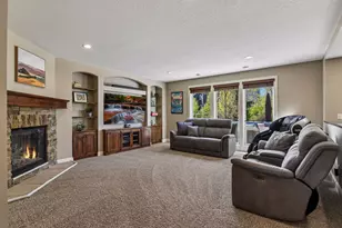 5990 Black Oaks Ln N, Plymouth, MN 55446 - Photo 57