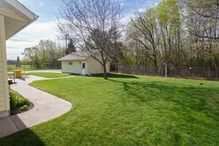 1006 8th St S, Waite Park, MN 56387 - Photo 35