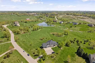 20951 Prairie Hills Ln, Prior Lake, MN 55372 - Photo 3