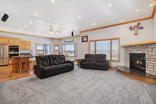 20951 Prairie Hills Ln, Prior Lake, MN 55372 - Photo 15
