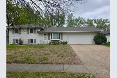 916 Oriole Drive, Apple Valley, MN 55124 - Photo 1