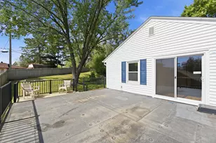 294 McCarrons Blvd S, Roseville, MN 55113 - Photo 19