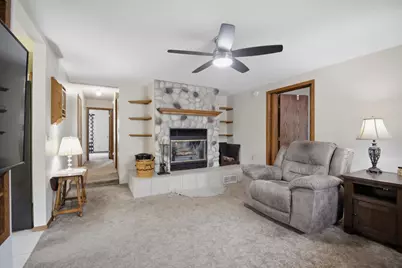 914 13th Avenue SE, Austin, MN 55912 - Photo 5