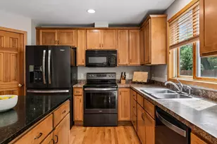 4934 Baker Rd, Minnetonka, MN 55343 - Photo 9