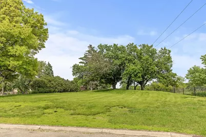 4207 Lakeside Avenue N #328, Brooklyn Center, MN 55429 - Photo 43