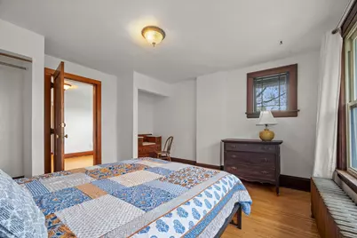 194 Logan Avenue N, Minneapolis, MN 55405 - Photo 25